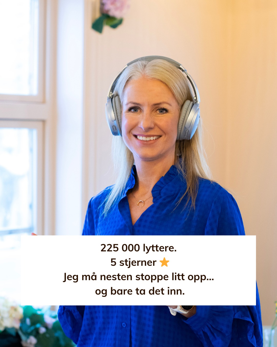 Noen ganger må man faktisk stoppe litt opp… og bare ta det inn.
Podcasten min "Litt Bedre" har nå passert 225 000 lyttere - og dere har gitt oss fem stjerner(!!) ✨
WHAT ?!
Det er nesten litt uvirkelig.
For bak hver eneste lytting sitter det et menneske.
Kanskje på tur.
I bilen.
På trening.
Midt i en livsendring.
Eller i en helt vanlig hverdag.
Og det å få lov til å være en stemme inn i livet ditt - det setter jeg enormt stor pris på.
I podcasten snakker jeg om alt som kan hjelpe deg til å få det… litt bedre.
✨ Manifestering
✨ Tankens kraft
✨ Mental helse
✨ Personlig utvikling
✨ Ærlige samtaler
Hvis du allerede lytter:
Tusen takk for tilliten ❤️
Og hvis du ikke har hørt enda - kanskje dette er tegn til å starte i dag.
👉 Følg podcasten Litt Bedre der du lytter til podcaster.
Og hvis du har et lite sekund til overs i dag:
En rating betyr mer enn du aner 🙏