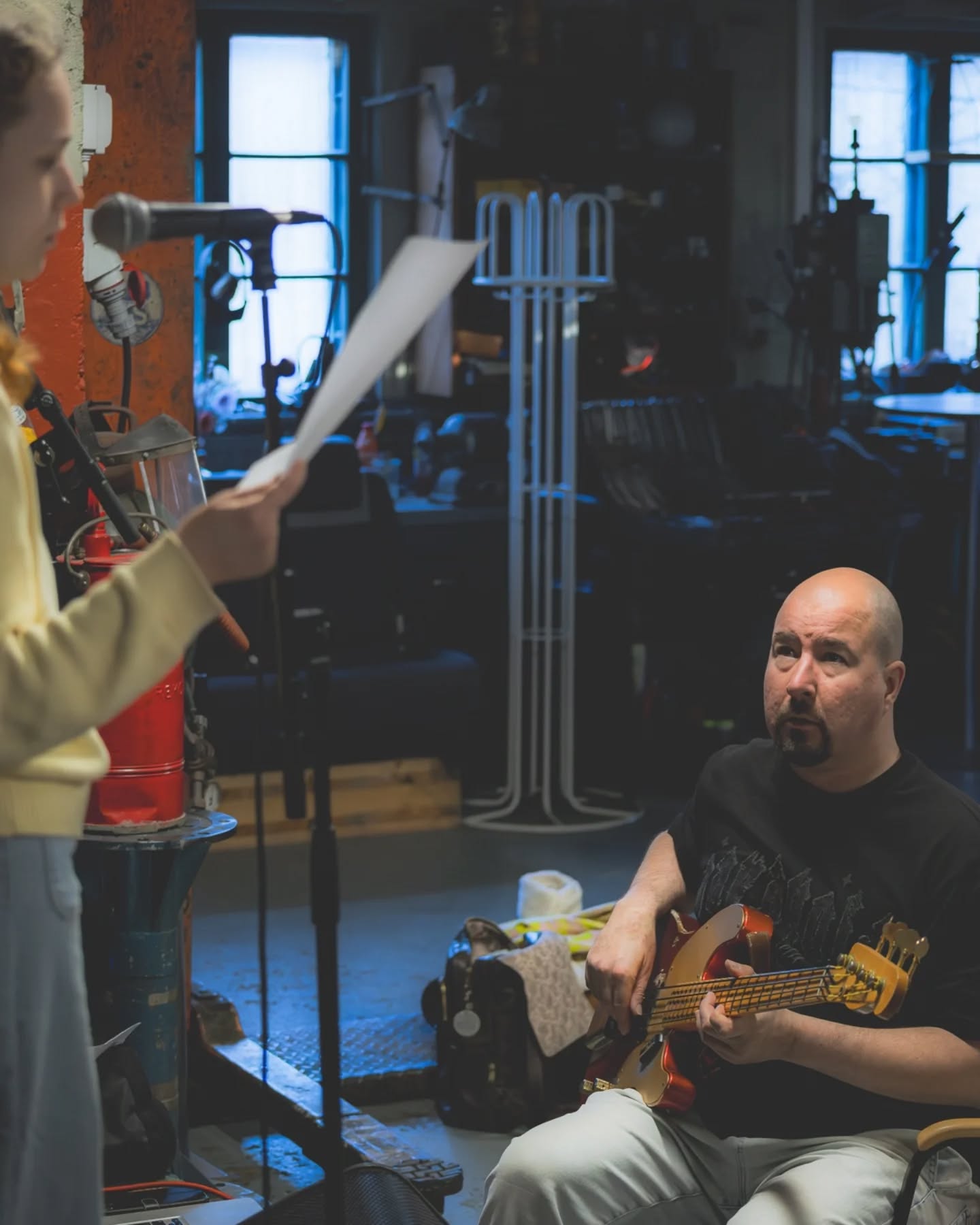 Viime viikolla harjoiteltiin myös laulajien kanssa. Förra veckan övade vi också med sångarna. #feelslikehomemusical 🎶✨️
#nuorikulttuurikokkola #ungkulturkarleby #nuorikulttuuri #ungkultur