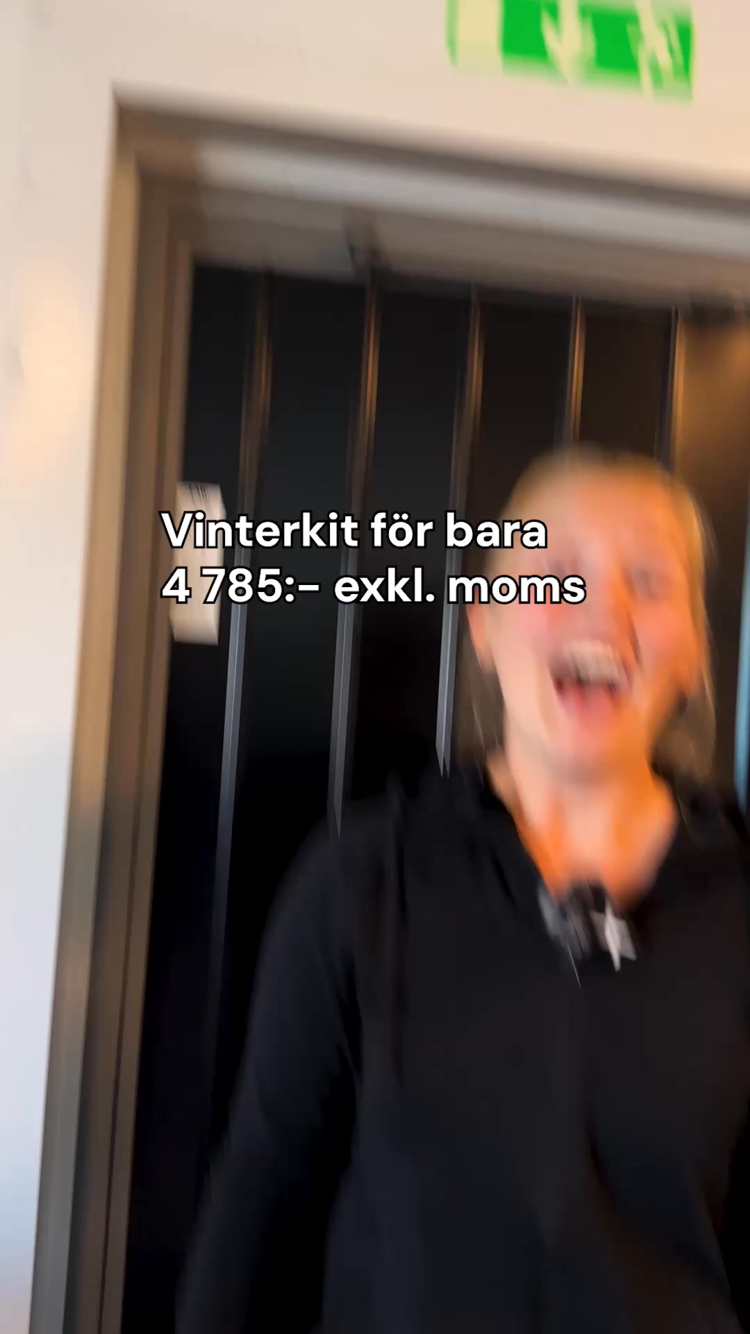 Är du redo för vintern? ❄️ Vad sägs om vår värstingjacka X Blizzard Klass 3, den helt nya och fodrade vinterkängan X Speed Calvus S7S samt våra robusta arbetsbyxor X Cell i varsel Klass 1 – allt för bara 4.785:- 💪 En komplett outfit för dig som vill ha maxad värme, grepp och slitstyrka när temperaturen rasar 🔥